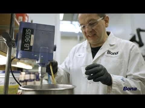 Bona Courtlines Floor Paint - Green - Qt - Video 3